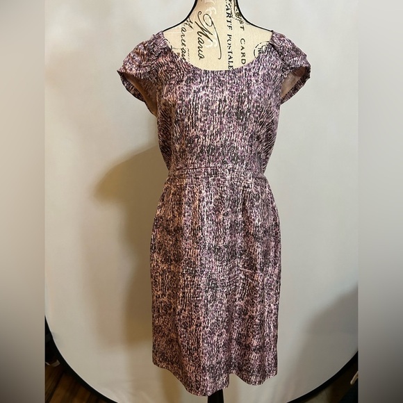 Banana Republic Elegant Pink Patterned Women's Dress - Picture 1 of 6